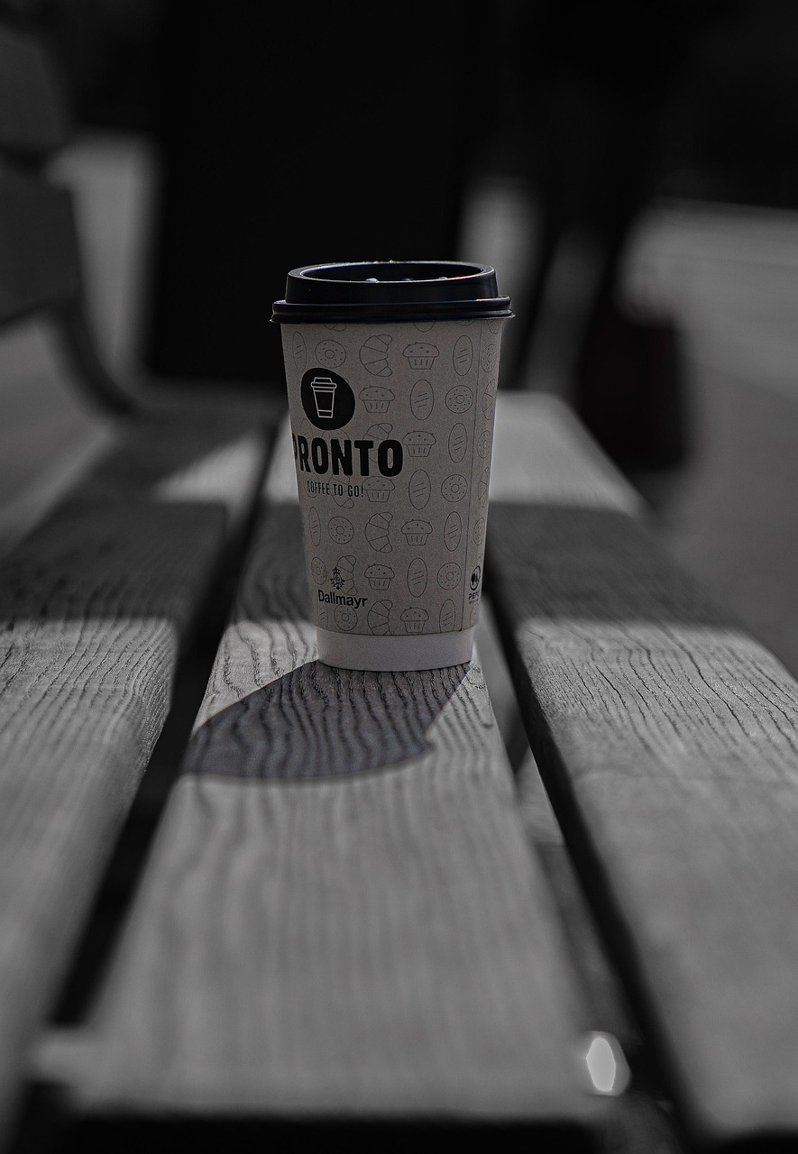 Bæredygtige papkrus med tryk – miljøvenlig branding til din virksomhed